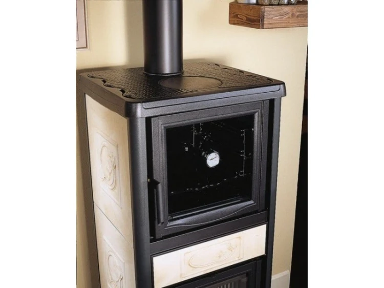 piec-kominkowy-la-nordica-rossella-plus-forno165-ceramica (5).jpg