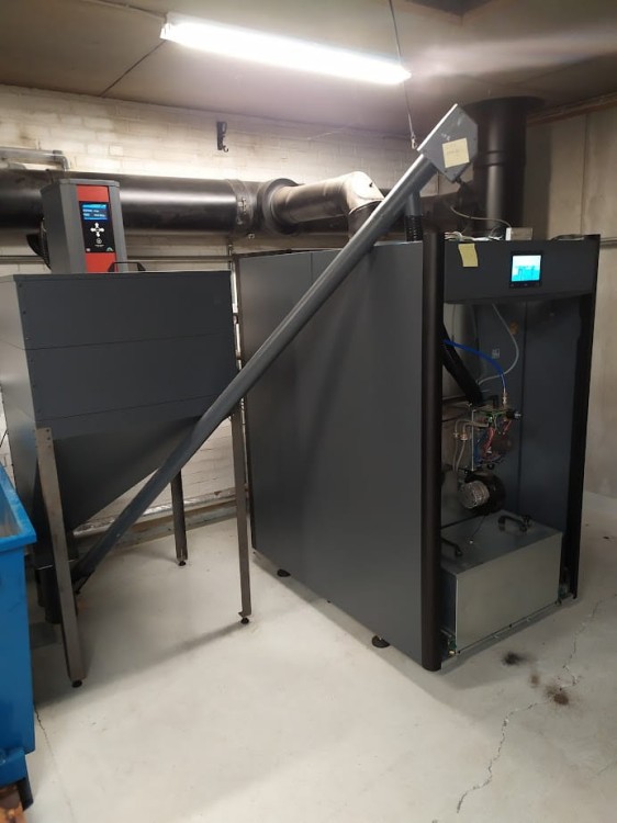 Kocioł na pellet RTB Feniks 16kW/1500kg